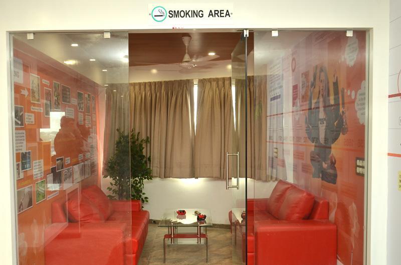 Hotel The Grand Parshwanath Sankeshvar Εξωτερικό φωτογραφία