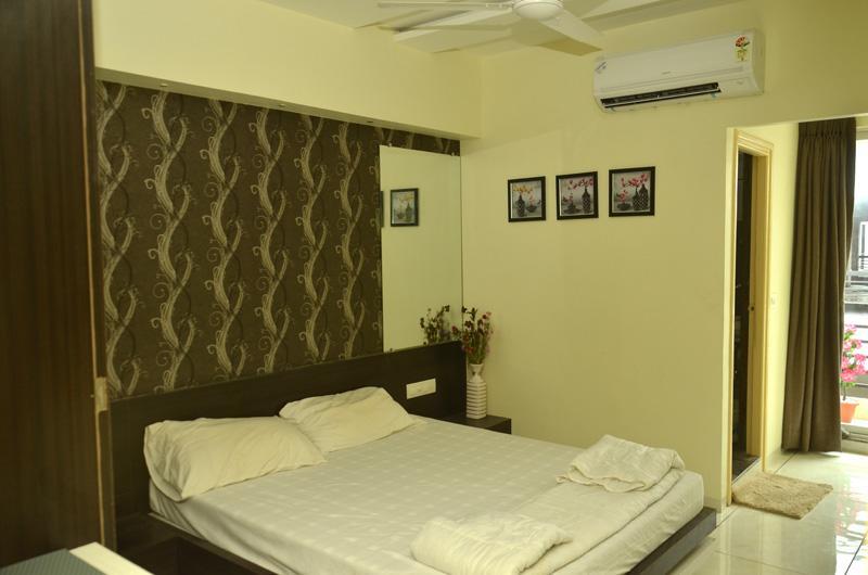 Hotel The Grand Parshwanath Sankeshvar Εξωτερικό φωτογραφία