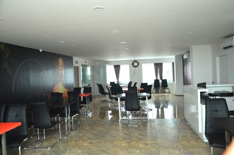 Hotel The Grand Parshwanath Sankeshvar Εξωτερικό φωτογραφία